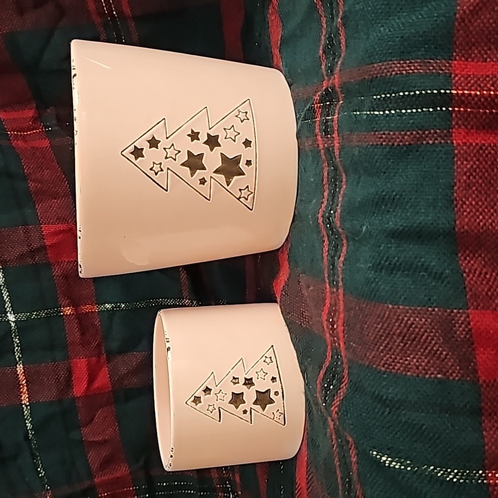 Pink Christmas pots